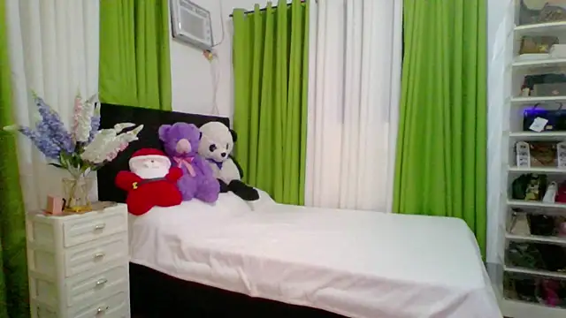 EstellaStarXxx's cam snapshot