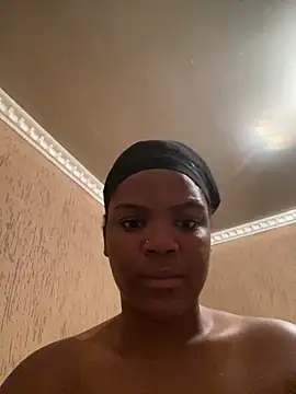 FineappleBitch's cam snapshot