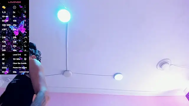 valen_gill's cam snapshot