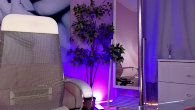 LANICROSS's cam snapshot