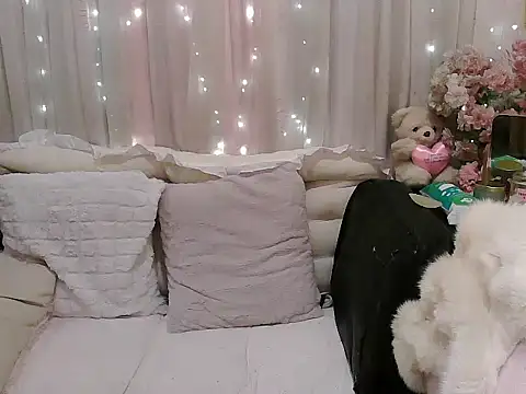 OhmyPinay's cam snapshot