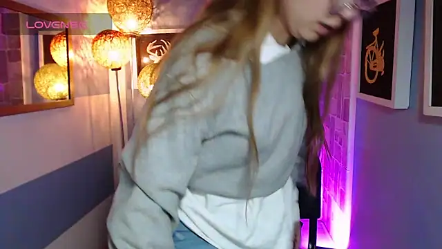 Fiorellaa_delsd's cam snapshot