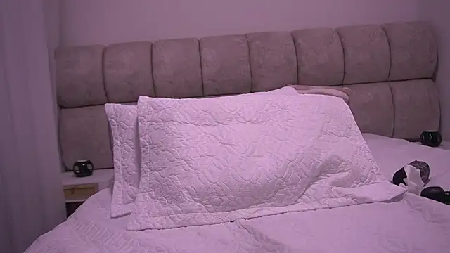 katy_rioss's cam snapshot