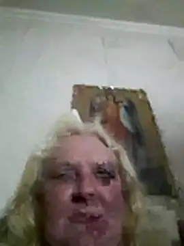 LoveCupid5451's cam snapshot