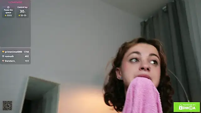 Curly_Moon's cam snapshot