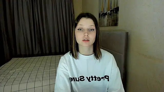 SoniNesti's cam snapshot