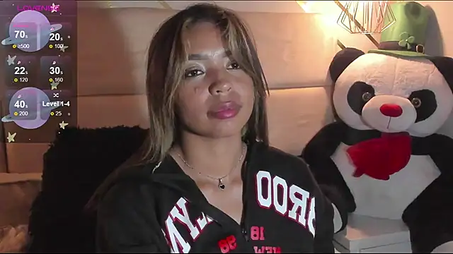 Nathaliajonees's cam snapshot