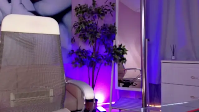 LANICROSS's cam snapshot