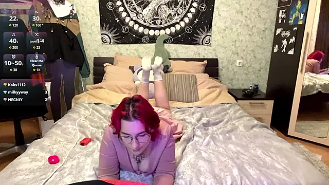 TheaMacrae's cam snapshot