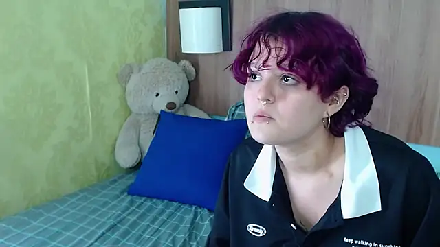 JadeAndJess_'s cam snapshot