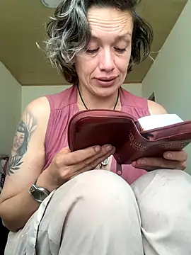 MAGDALAKOVANOVA's cam snapshot