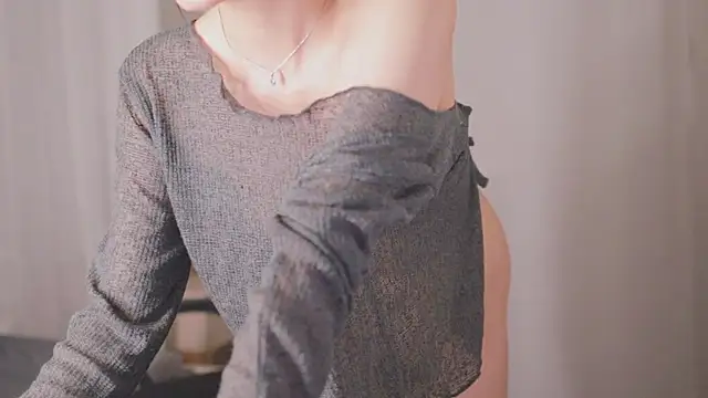 SpiderIily's cam snapshot