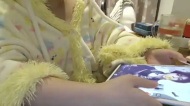 arena1357's cam snapshot