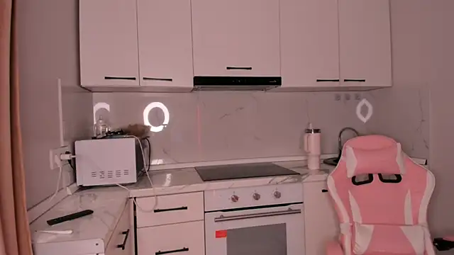 bae_lyn's cam snapshot