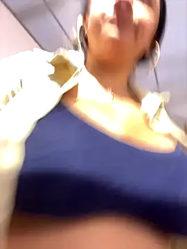 michell_boobs_'s cam snapshot