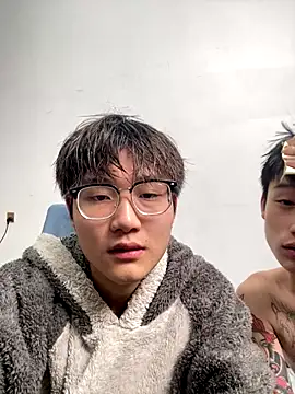 Cate-boy live sex cam