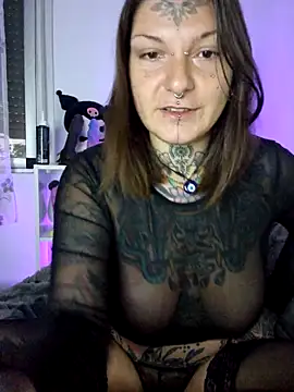 lizzardqueeen's cam snapshot