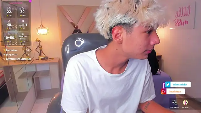 OliverTwinky live sex cam