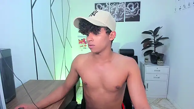 Noah_Smith04 live sex cam