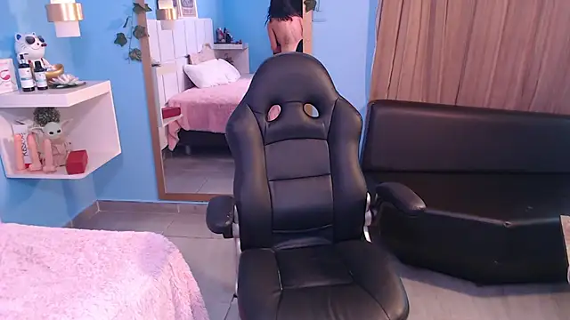 PenelopeBond's cam snapshot