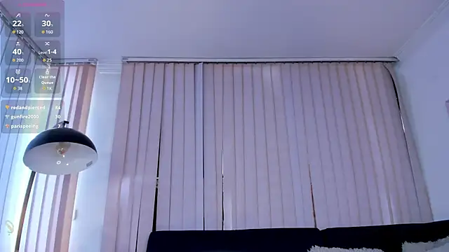 zara_smtih's cam snapshot