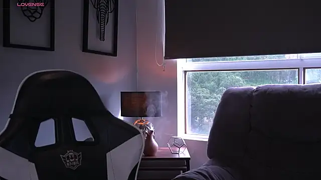 tyler_muscle1 live sex cam