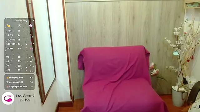 Ximena_Grant's cam snapshot