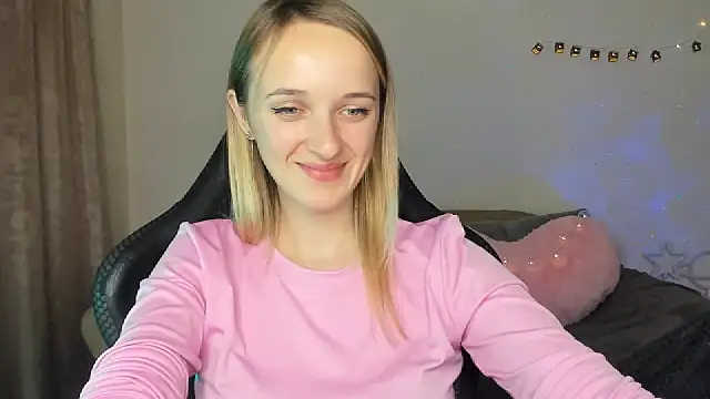 RouseReed's cam snapshot