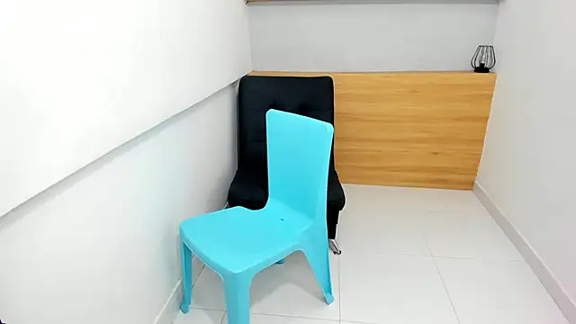 ValentinaRose4's cam snapshot