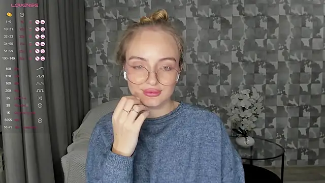 A_delina's cam snapshot