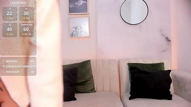 Tiffany_Low's cam snapshot