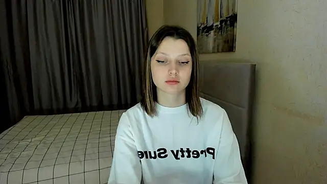 SoniNesti's cam snapshot