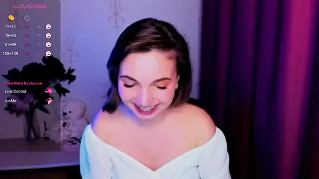 KindHazelHere_'s cam snapshot