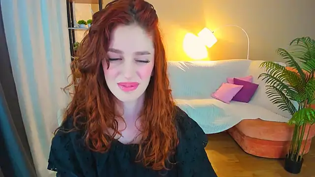 ChristinaConteeree's cam snapshot