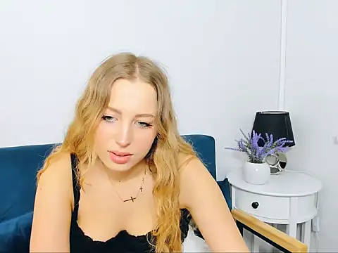 NoahDear's cam snapshot