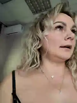 candy_queeen's cam snapshot