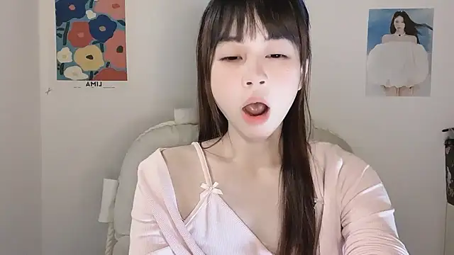 -Hottie live sex cam