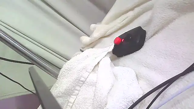 carolinesampaio live sex cam