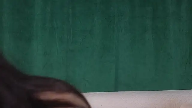 FalineBeacher's cam snapshot