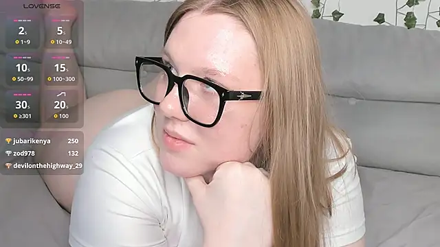 victoria_pum_'s cam snapshot