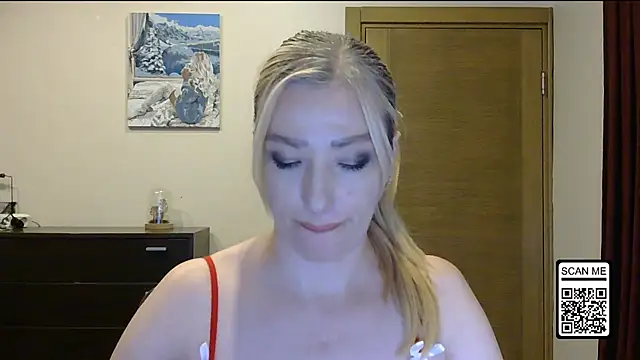 Wild_Silk_Desire's cam snapshot