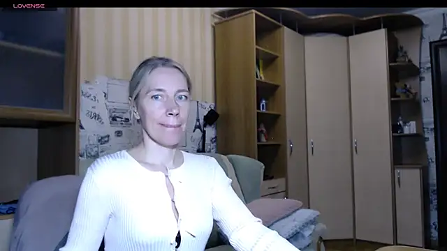 Javelinka's cam snapshot