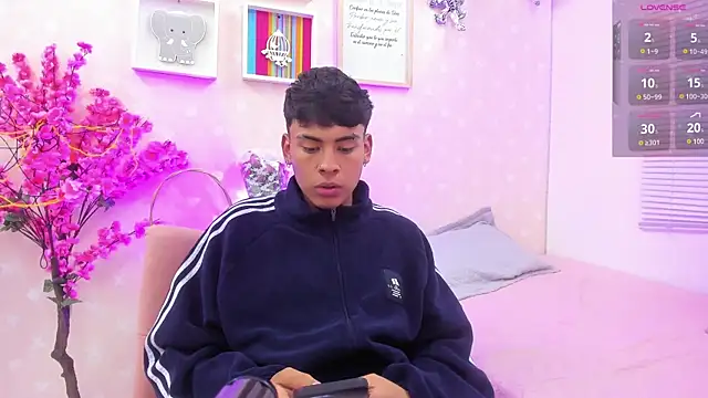 Willow_Pearl's cam snapshot