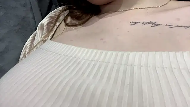 SecretGerl_baby2007's cam snapshot