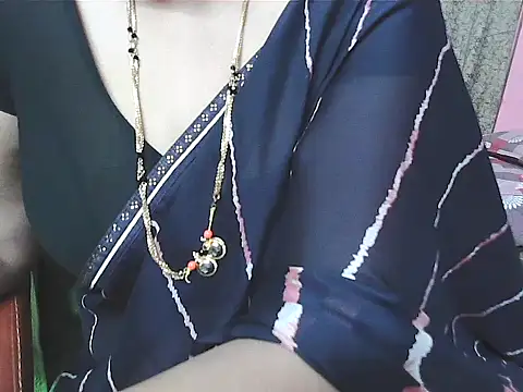 sunitha-3's cam snapshot