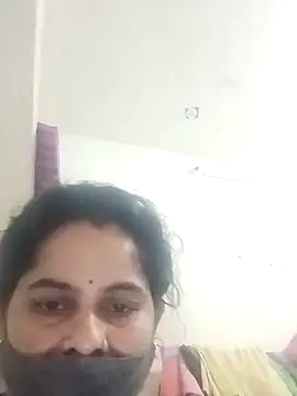 JULEE-740's cam snapshot