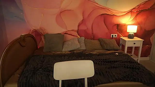 MagicPeachh_'s cam snapshot