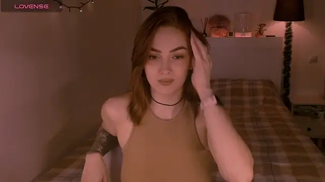 LilyFarey's cam snapshot