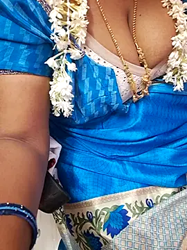 Tamil_Ammani's cam snapshot