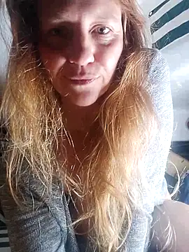 anayshotgirl's cam snapshot